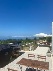 Φωτογραφία από το άλμπουμ του Villa Rocky Beach σε Razanac