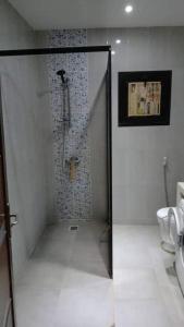 Ένα μπάνιο στο Appart cosy N'Gor Dakar F3 2ch +8 φωτογραφίες