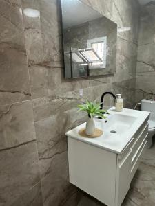 Fotografie z fotogalerie ubytování גארדן בוטיק צימר בכפר v destinaci Mishmar Hashiv‘ah