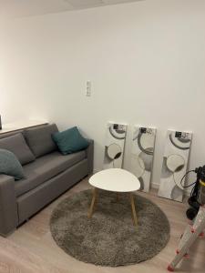 Χώρος καθιστικού στο Smart Home Bad Camberg - moderne Ferienwohnung