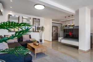 Χώρος καθιστικού στο Perfect Family Vacation-Privet Pool Eilat