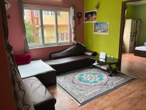 Posezení v ubytování Manaalaya