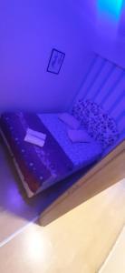 Ένα ή περισσότερα κρεβάτια σε δωμάτιο στο Your home in Izmir