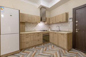 Η κουζίνα ή μικρή κουζίνα στο Modern Apartment