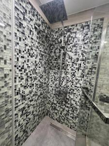 Phòng tắm tại Your Apart in Republic Square