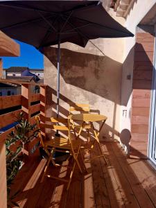 Μπαλκόνι ή βεράντα στο Le Repaire Secret, studio cosy et calme Narbonne
