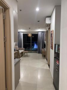 Μια τηλεόραση ή/και κέντρο ψυχαγωγίας στο The Sóng Vũng Tàu Ocean Pearl Homestay