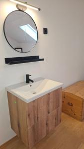 Fotografie z fotogalerie ubytování Ferienhaus - Hoamathaus v destinaci Aigen im Ennstal