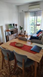 Et opholdsområde på Bonito departamento luminoso + 7 billeder