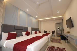 Μια τηλεόραση ή/και κέντρο ψυχαγωγίας στο HOTEL CRESTA INN ,Agra