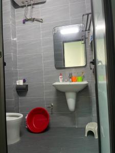 Ένα μπάνιο στο Căn Hộ Phương Anh