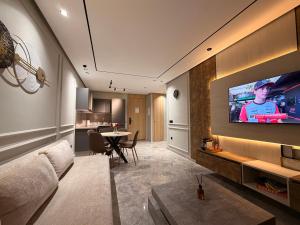 Μια τηλεόραση ή/και κέντρο ψυχαγωγίας στο Sweet Stay