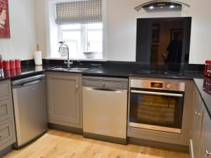 Köök või kööginurk majutusasutuses Park Farm Cottage