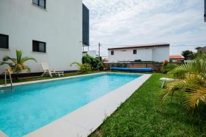 Πισίνα στο ή κοντά στο Luxury Apartment with a View