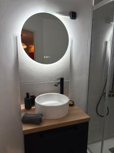 Ένα μπάνιο στο Cocon des îles, proche aéroport +3 φωτογραφίες