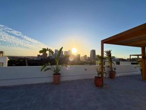 Bình minh/hoàng hôn nhìn từ căn hộ  hoặc gần đó