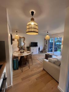 Φωτογραφία από το άλμπουμ του Calme et luxe dans une cité balnéaire σε Cabourg