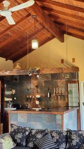 Ο χώρος του lounge ή του μπαρ στο Eden