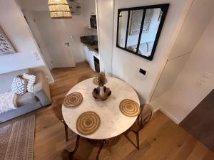 Φωτογραφία από το άλμπουμ του Calme et luxe dans une cité balnéaire σε Cabourg