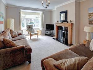 Μια τηλεόραση ή/και κέντρο ψυχαγωγίας στο Roseworth