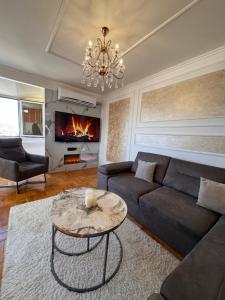 Χώρος καθιστικού στο Stan u strogom centru grada