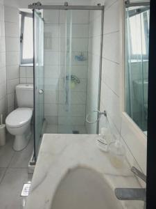 Ένα μπάνιο στο Kos blue & green +9 φωτογραφίες