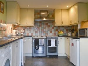 Køkken eller tekøkken på Speke's Retreat - 18827