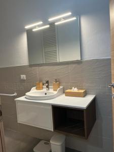 Ένα μπάνιο στο Fioravanti House +10 φωτογραφίες