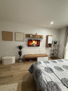 Ένα ή περισσότερα κρεβάτια σε δωμάτιο στο Boutique apartment in the center of Nitra +13 φωτογραφίες