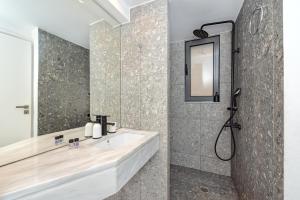 Koupelna v ubytování Central cozy garden flat + 10 fotografií