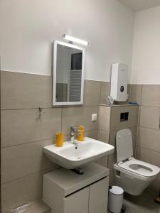 Ένα μπάνιο στο Fewo Paul +2 φωτογραφίες