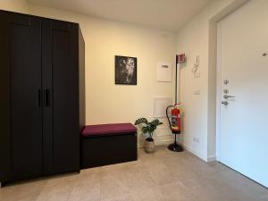 Posezení v ubytování Bright studio apartment near ChorusLife and downtown