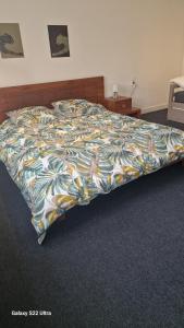 Postel nebo postele na pokoji v ubytování Maison très chaleureux