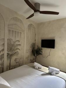 Μια τηλεόραση ή/και κέντρο ψυχαγωγίας στο Le Coursarlon