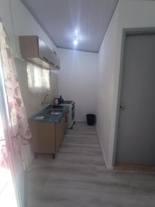 Η κουζίνα ή μικρή κουζίνα στο Pe-Pé Pe-Pé