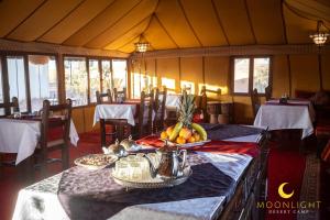 Φαγητό σε οργανωμένο κάμπινγκ ή κάπου εκεί κοντά