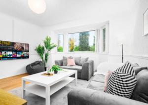 TV a/nebo společenská místnost v ubytování 4 Bedroom Bungalow - Parking - Garden - Netflix - Sutton Coldfield 75C