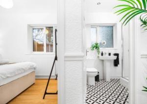 Koupelna v ubytování 4 Bedroom Bungalow - Parking - Garden - Netflix - Sutton Coldfield 75C