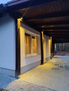 Budova, kde se prázdninový dům nachází