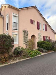 Budova, kde se bed and breakfast nachází