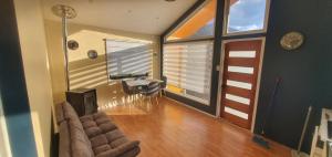 Χώρος καθιστικού στο Cabaña Sendero Viejo