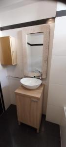 Koupelna v ubytování Lido ocean front penthouse