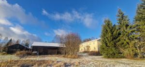 Naturlandskabet i nærheden af villaen