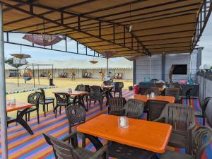 Restaurace v ubytování Royal rann Camp