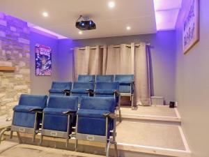 Posezení v ubytování The Beech House