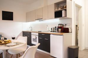 Kuchyň nebo kuchyňský kout v ubytování Pogánykő Vendégház 2