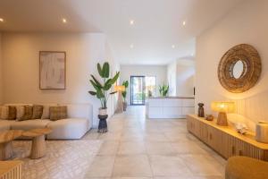 Posezení v ubytování Ayana Resort at Mambo Beach Area