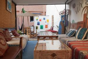 Posezení v ubytování Vibe Surf Morocco