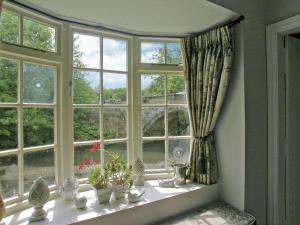 Κήπος έξω από το Bridge House