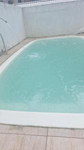 Bassein majutusasutuses Casa ds férias com piscina või selle lähedal